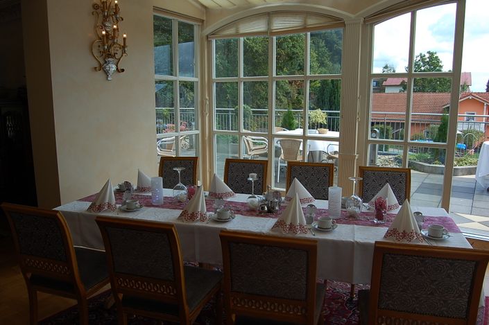 Hofgarten Hotel Burgwirt Wintergarten